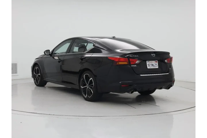 $22998 : Nissan Altima 2023 2.5 SR 4d image 2