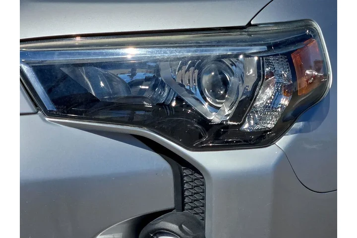 $35595 : Toyota 4Runner 2022 4x4 TRD image 7