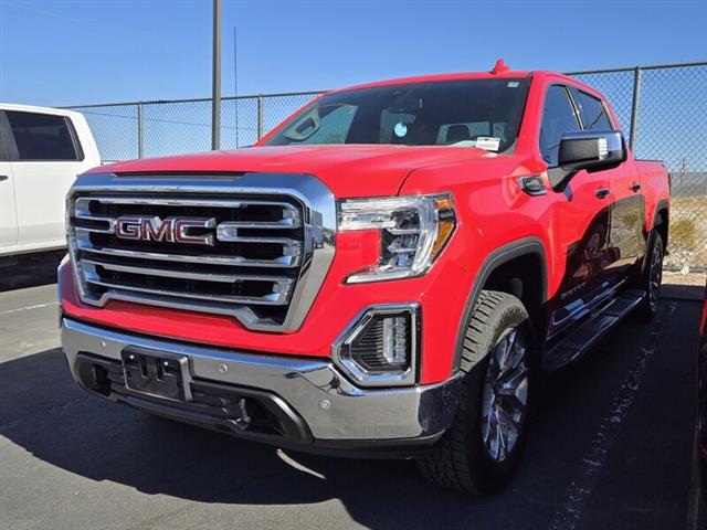 $42910 : Pre-Owned 2019 SIERRA 1500 SLT image 2