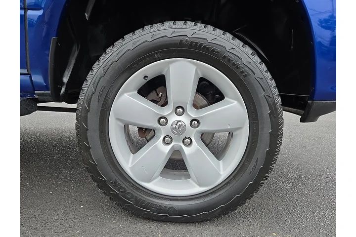 2017 RAM 1500 Tradesman Crew image 8