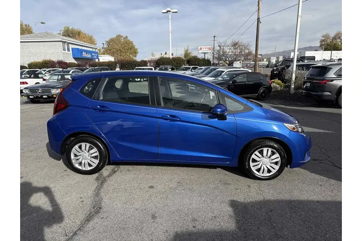 $16500 : 2017 Fit LX image 6