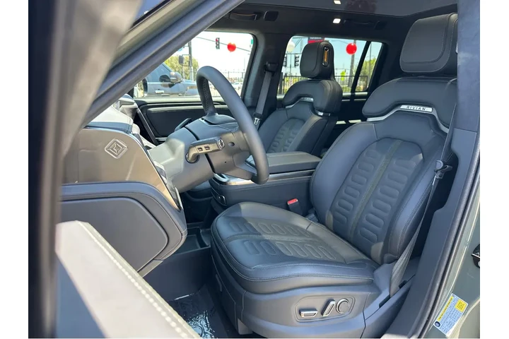 $66997 : 2022 R1S Launch Edition image 9