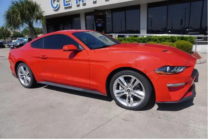 $25225 : Ford Mustang 2020 EcoBoost 2 image 2