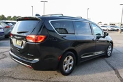 $15649 : 2018 Pacifica Hybrid Limited thumbnail