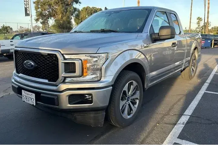 $29625 : Ford F-150 2020 4x2 XL 4dr S image 2