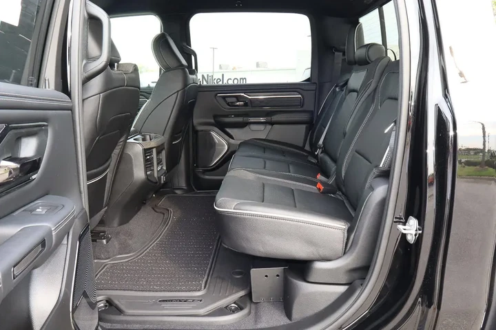 $69988 : 2026 1500 Limited 4x4 Crew Ca image 8