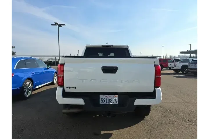 $36800 : Toyota Tacoma 2024 4x4 SR5 4 image 5