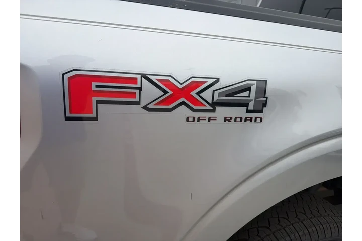 $35988 : Ford F-150 2021 4x4 XL 4dr S image 7