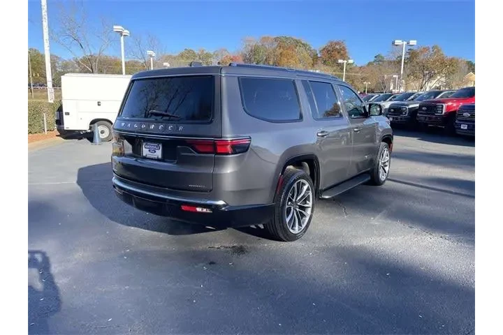 $38946 : Jeep Wagoneer 2022 4x4 Serie image 6