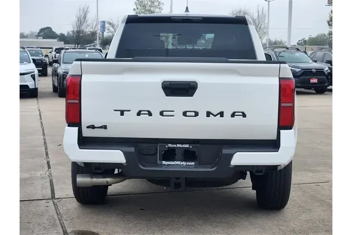 $36558 : Toyota Tacoma 2025 4x4 Limit image 6