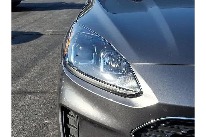 $22087 : Ford Escape 2022 AWD SE 4dr image 10