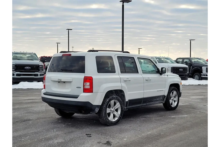 $7995 : Jeep Patriot 2016 Latitude 4 image 4