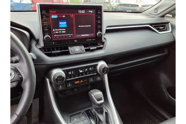 $26949 : Toyota RAV4 2022 AWD XLE Pre image 5