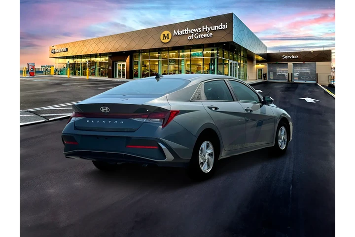 $17560 : Hyundai ELANTRA 2025 SE 4dr image 7