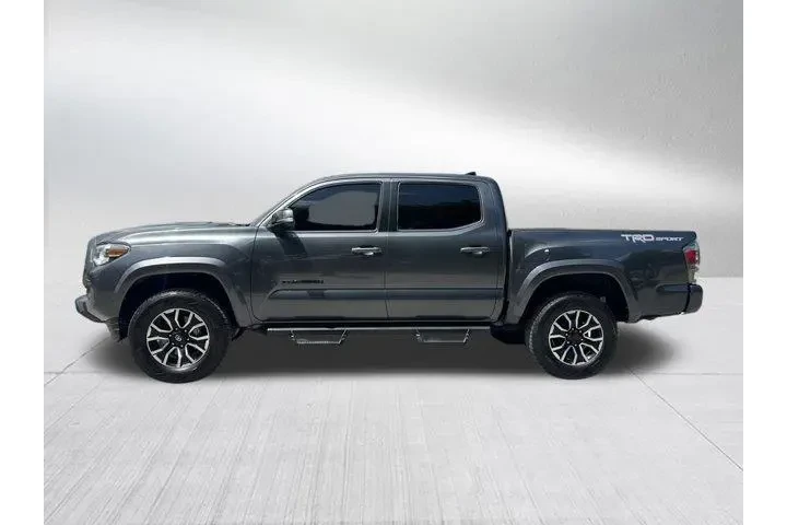 $29396 : Toyota Tacoma 2021 4x2 TRD O image 8