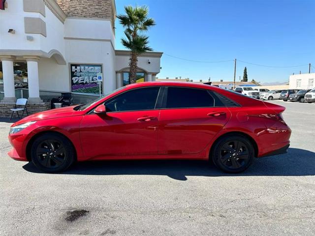 $16995 : Pre-Owned 2021 Elantra SEL Se image 9