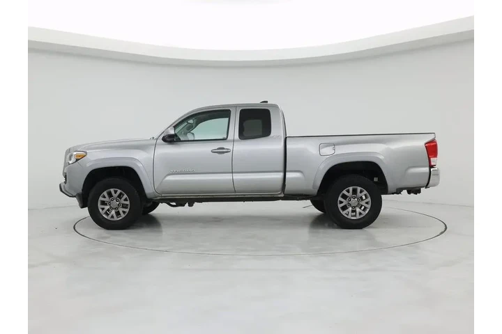 $28998 : Toyota Tacoma 2017 4x4 SR5 V image 3