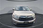 $13900 : PRE-OWNED 2016 TOYOTA HIGHLAN thumbnail