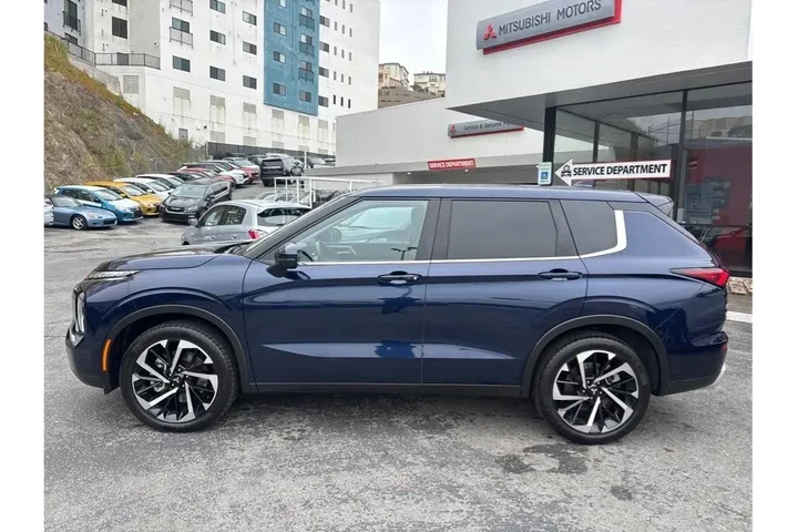 $26688 : Mitsubishi Outlander 2024 SE image 4