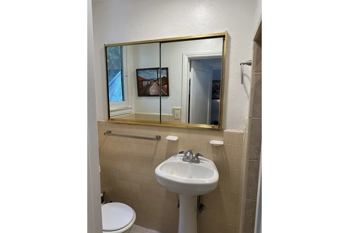 $1400 : FURNISHED ROOM/BATH ALL INC. image 6