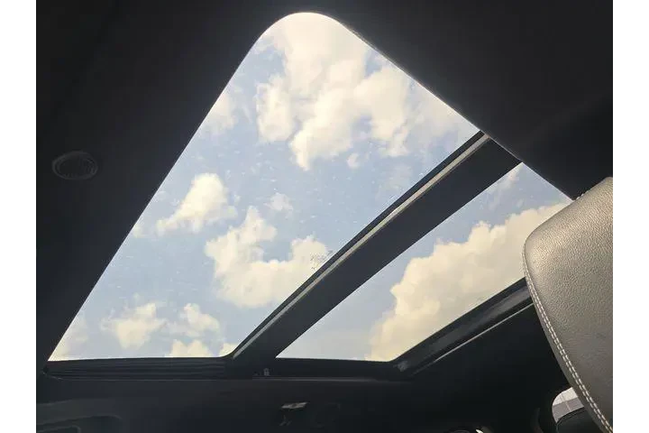 $30877 : Ford Explorer 2020 AWD ST 4d image 3