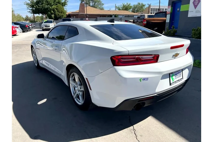2017 Camaro 1LT Coupe image 7