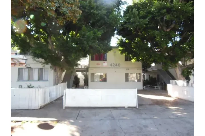 $2595 : LINCOLN HEIGHTS: LOS ANGELES image 2