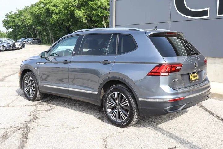 $24587 : 2024 Tiguan 2.0T Wolfsburg Ed image 6