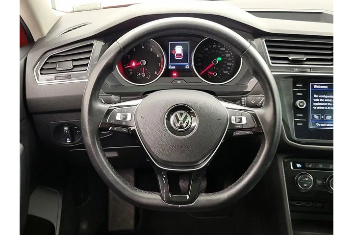 $17998 : Volkswagen Tiguan 2019 SE 4d image 10