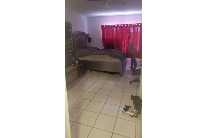 $1200 : Rento efficiency image 1