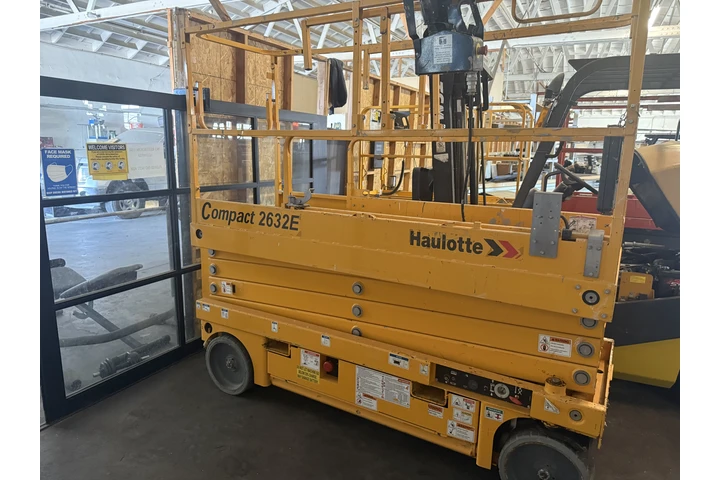 Muevo Forklifts Scissors Lift image 4