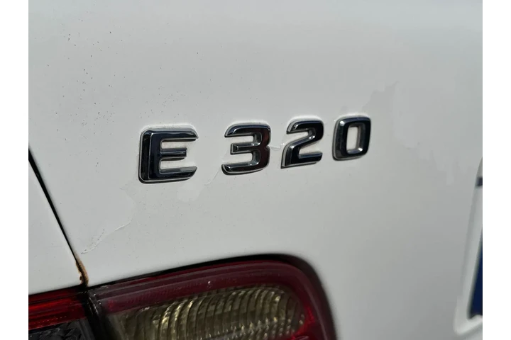 $4995 : Mercedes-Benz E-Class 2000 E image 6