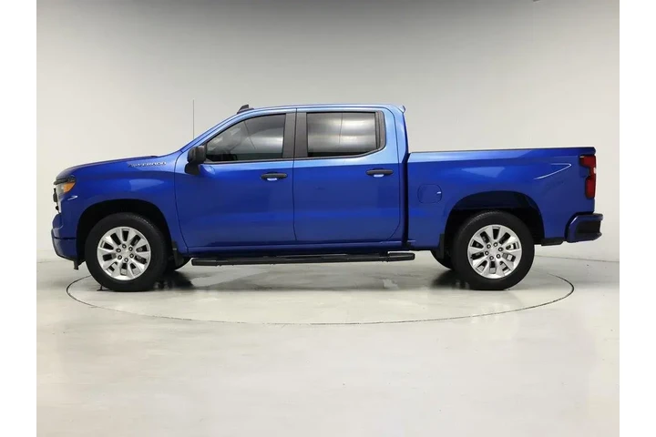 $32998 : Chevrolet Silverado 1500 202 image 3