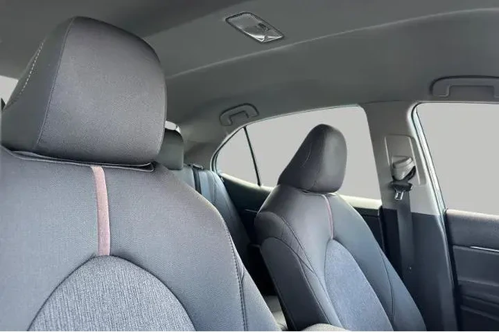 $16995 : Toyota Camry 2019 LE 4dr Sed image 10