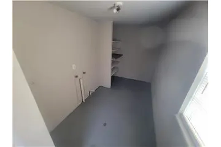 $1125 : Rental property with 2 bedro image 5