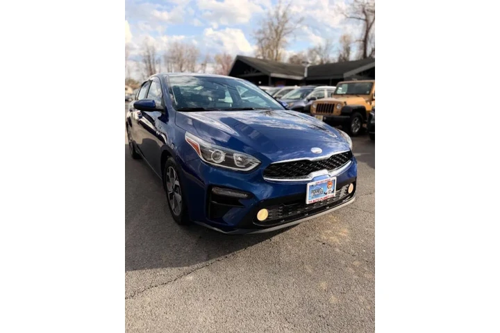 $10500 : 2019 Forte LXS image 6