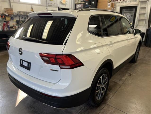 $21990 : 2021 Tiguan S image 5