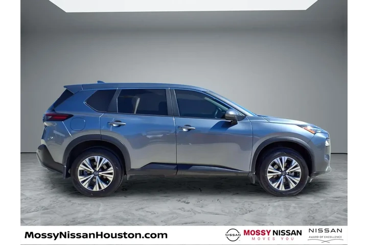 $17295 : Nissan Rogue 2023 SV 4dr Cro image 8