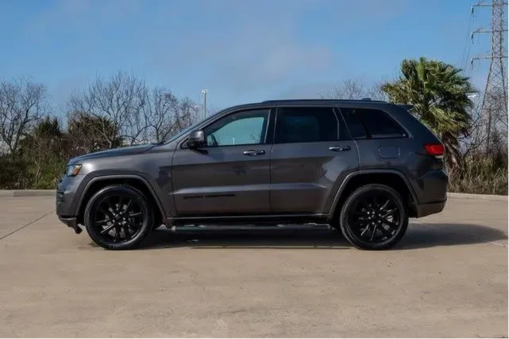 $15120 : Jeep Grand Cherokee 2018 4x4 image 7