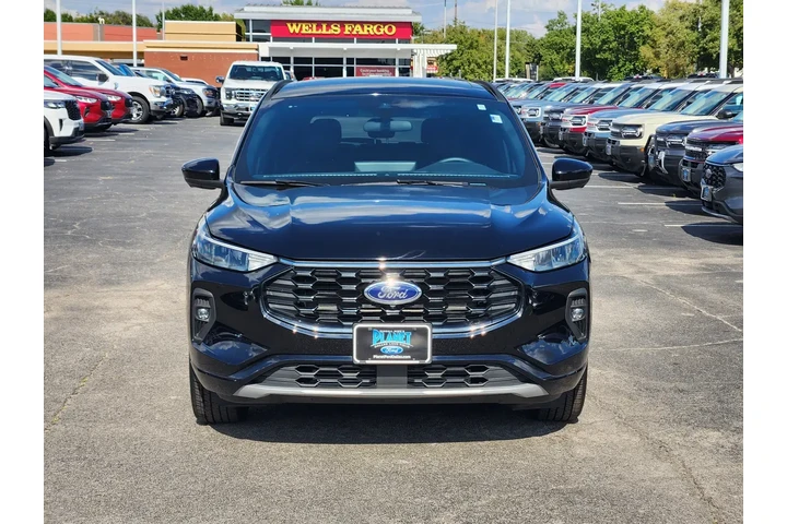 $30259 : Ford Escape 2024 AWD ST-Line image 2