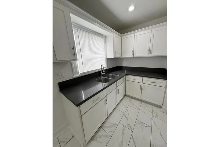$1100 : ¡Departamento de 1 habitación! image 1