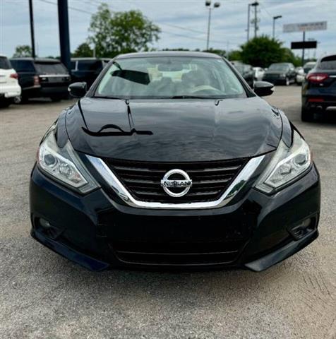 $9500 : 2016 Altima 2.5 SL image 10