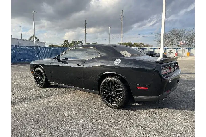 $14981 : Dodge Challenger 2018 SXT 2d image 3