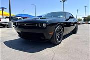 Pre-Owned 2019 Challenger SXT en El Paso