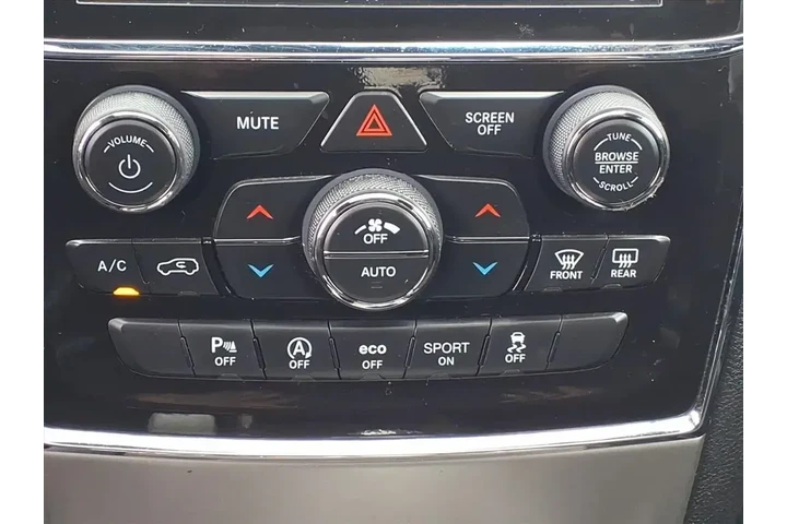 $22900 : Jeep Grand Cherokee 2021 4x4 image 8