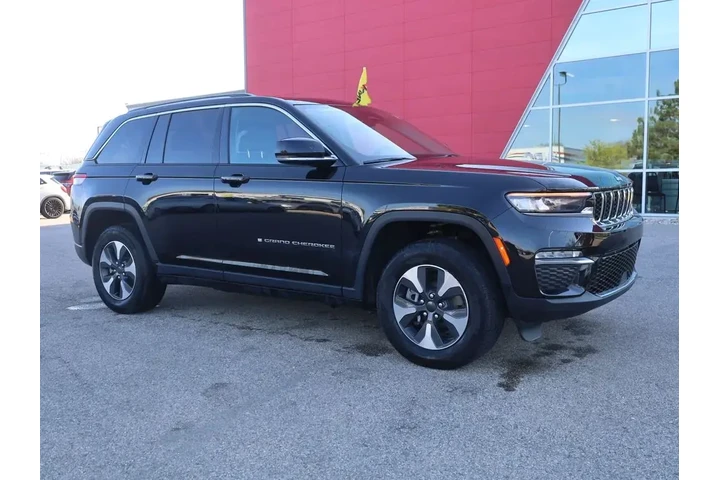 $26877 : Jeep Grand Cherokee 2023 4x4 image 2