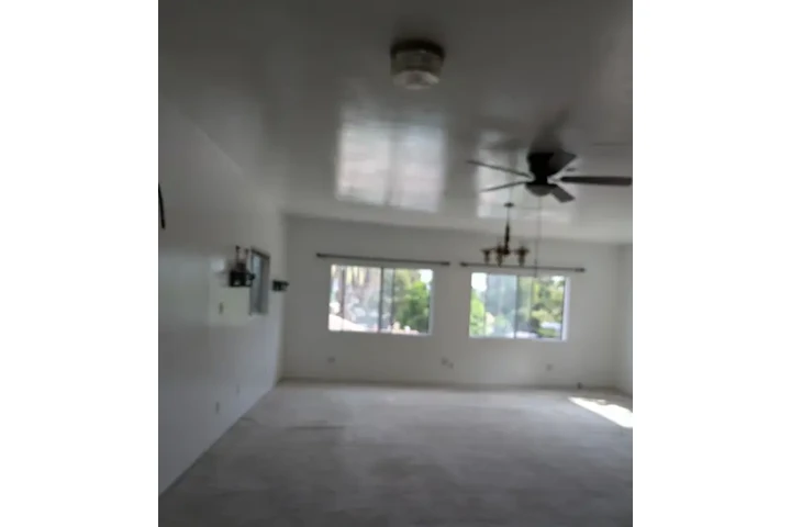 $1995 : HOUSE FOR RENT: GLASSELL PARK image 1