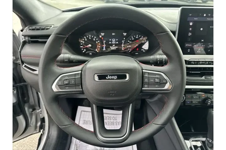 $26599 : Jeep Compass 2024 4x4 Trailh image 7