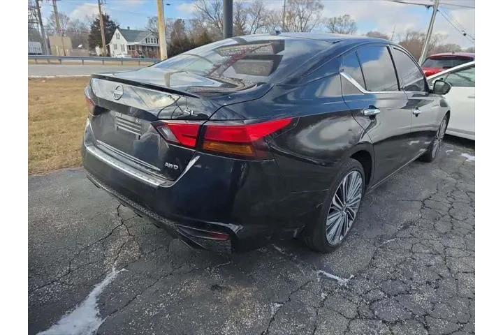 $24293 : Nissan Altima 2023 AWD 2.5 S image 3