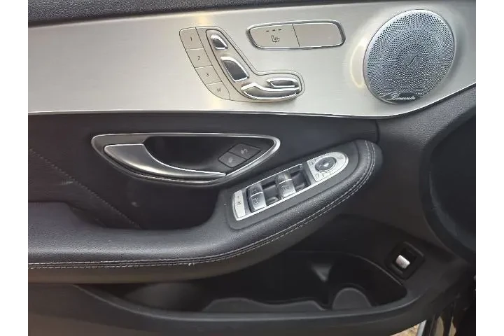 $18678 : Mercedes-Benz C-Class 2018 C image 5